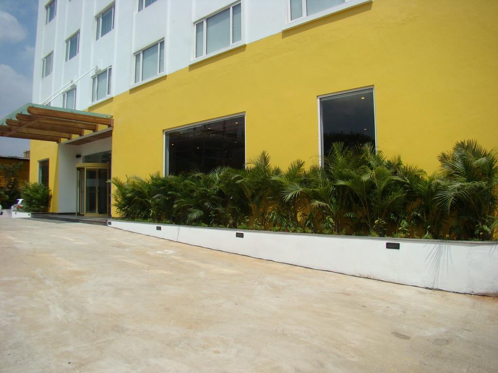 Lemon Tree Hotel Chennai Exterior foto